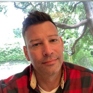 Meet your Posher, Gates